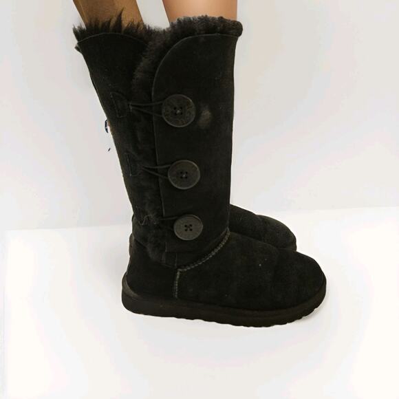 Ugg Bailey Button Triplet Boot Women’s Black Size 6 - Picture 3 of 7
